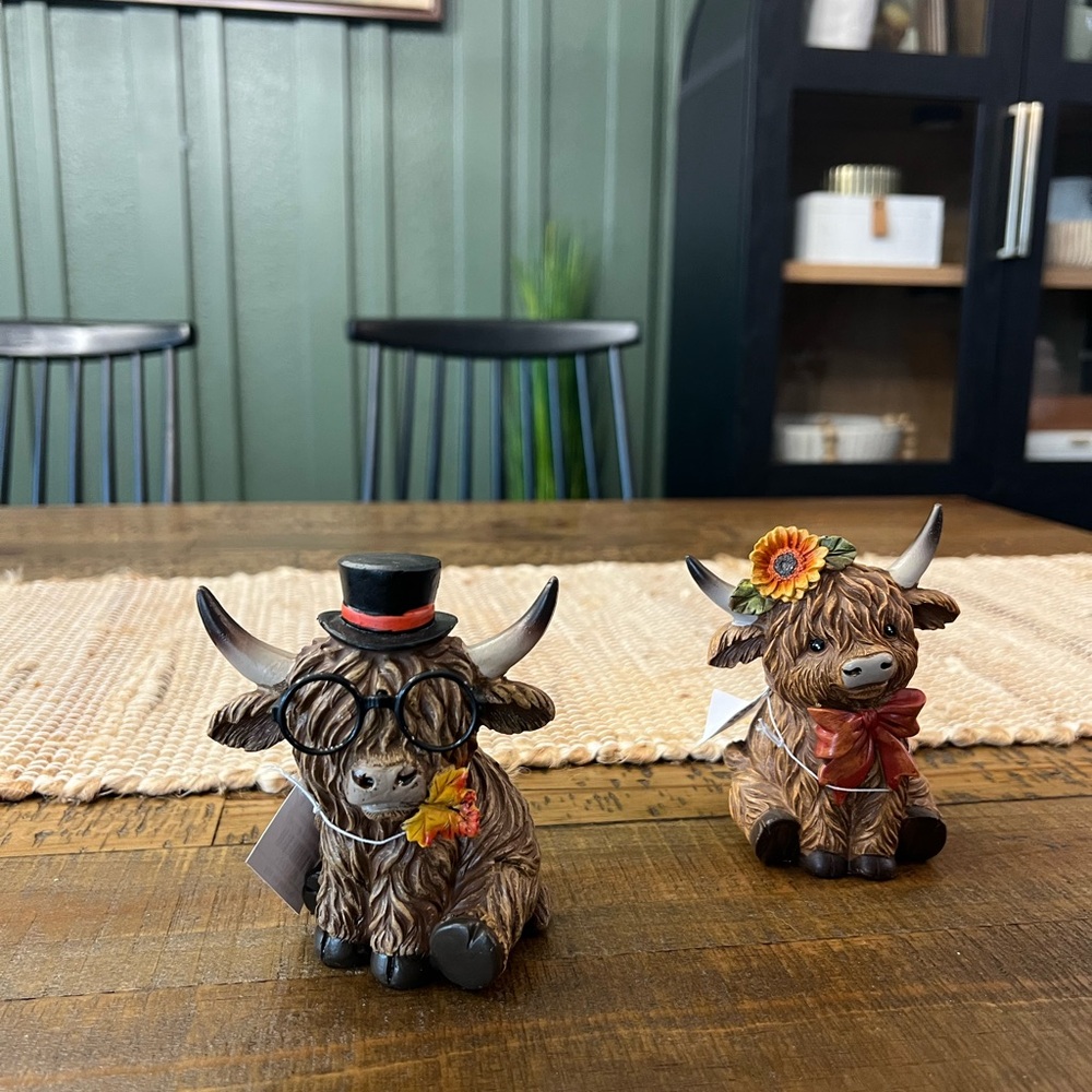 Highland Cow Figurine Set Small – Top Hat & Sunflower Crown | Fall Decor | New